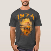 1974  Hippie Van Verjaardag Retro 70s Van T-shirt (Voorkant)