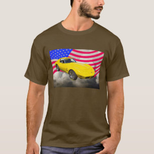 1975 Corvette strandstraal met Amerikaanse vlag T-shirt