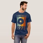 1975 Retro Record Player Verjaardag Vinyl T-shirt (Voorkant volledig)