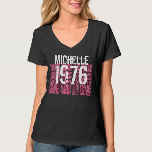 1976  Birthday Black Pink White - aangepaste naam T-shirt (Voorkant)
