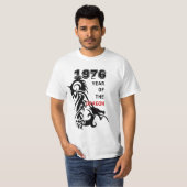 1976 Jaar van het T-shirt van het Tattoo Dragon Co (Voorkant volledig)