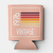1976 Retro Stripe Zon 50ste Verjaardag Roze Blikjeskoeler (Achterkant)