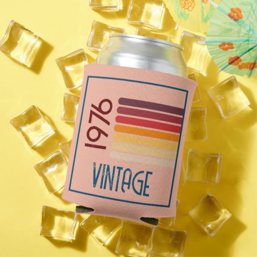  1976 Retro Stripe Zon 50ste Verjaardag Roze Blikjeskoeler (Insitu Zomer)