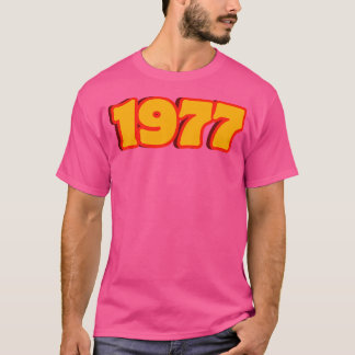 1977 Funky 70s Retro Typografie in  stijl T-shirt