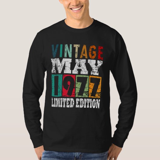1977 jaar geboren in mei geboorte Gezegde 1 T-shirt (Voorkant)