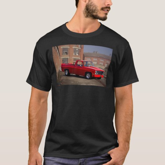 1983 Chevrolet C10 LRHH Pickup II Classic T-Shirt (Voorkant)