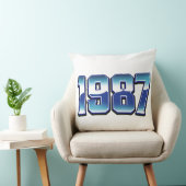 1987 KUSSEN (Stoel)