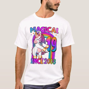19 jaar oude eenhoorn flossende 19e verjaardag mei t-shirt