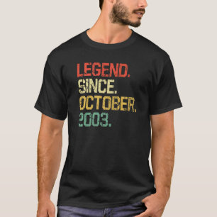 19 jaar oude Mannen vrouwen legende sinds oktober  T-shirt