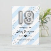 19e verjaardag - Blauwe Strepen en Zilveren Ballon Kaart (Staand voorkant)