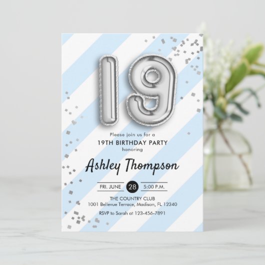 19e verjaardag - Blauwe Strepen en Zilveren Ballon Kaart (Staand voorkant)