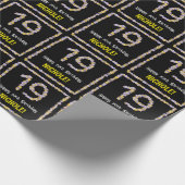 19e verjaardag: Floral Flowers Number, Custom Name Cadeaupapier (Hoek)