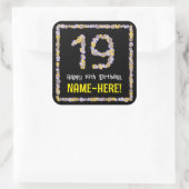 19e verjaardag: Floral Flowers Number, Custom Name Vierkante Sticker (Tas)