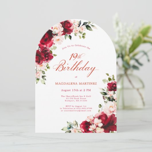 19e Verjaardag Red Rose Pink Peony Bloemenboog Kaart (Staand voorkant)