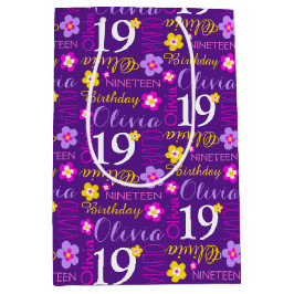 19e Verjaardag roze paarse aangepaste naam geschen Medium Cadeauzakje