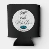 19th Hole Bar Gepersonaliseerde Golf Ball Design B Blikjeskoeler (Achterkant)