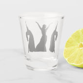 1, 2, 3 schoten... onderaan de Hatch Shot Glas (Achterkant)