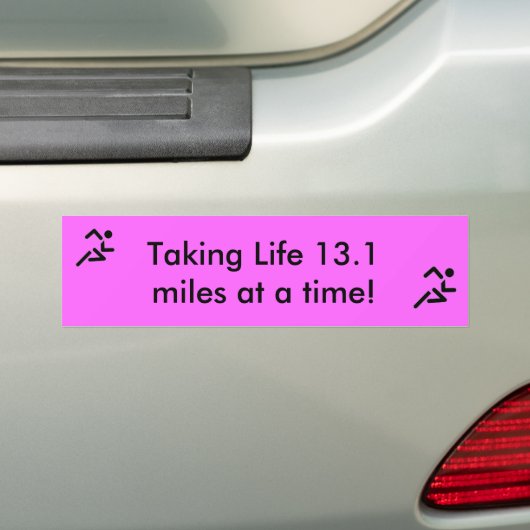 1/2 Marathon met bumpersticker (Op auto)