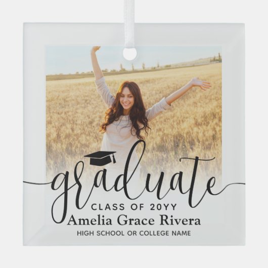 1 Foto Afstuderen Elegant Black Script Class Year Glas Ornament (Voorkant)