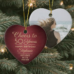 1 Foto ELKE verjaardag geborsteld Bourgogne & Goud Keramisch Ornament<br><div class="desc">Proost en we zijn jarig! Vier een vreugdevolle mijlpaal met een aangepaste foto hartvormige bordeaux en gouden keramische ornament. Alle formuleringen op deze sjabloon (inclusief "Proost voor 50 jaar") zijn opgesteld voor een 50ste verjaardag, maar zijn eenvoudig te personaliseren voor elk jaar of type evenement. Ontwerp heeft een rode faux...</div>