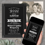 1 Foto Jubileum Surprise Party Zwart-wit Save The Date<br><div class="desc">Kun je een geheim bewaren? Nodig familie en vrienden uit voor een elegant en spannend verrassingsjubileumfeest met aangepaste foto zwart-wit om de datumuitnodigingen op te slaan. Afbeelding en alle bewoordingen op deze sjabloon zijn eenvoudig te personaliseren, inclusief een bericht met de tekst "Shhh! Het is een verrassing." Het ontwerp bevat...</div>