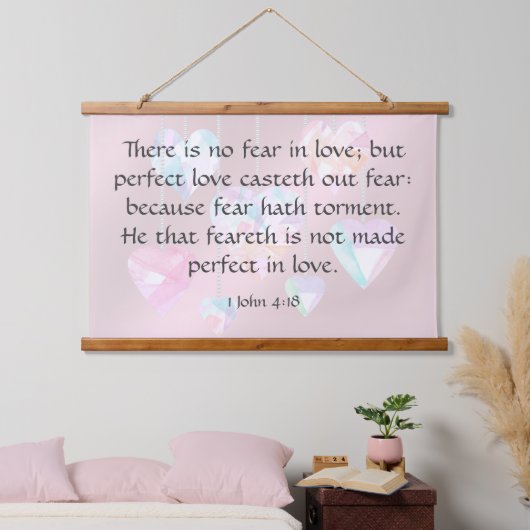 1 John 4:18 Hangend Wandkleed (Slaapkamer)