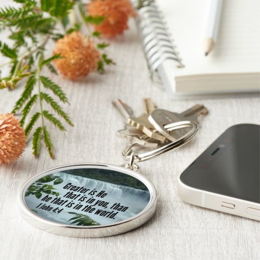 1 John 4:4 Greater is hij die in jou zit Sleutelhanger (Zijkant)