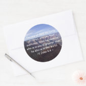 1 John 4:4 Ronde Sticker (Envelop)