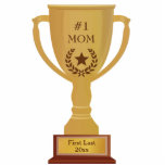 # 1 mam Trophy Award Foto scculptuur Staand Fotobeeldje<br><div class="desc">Je moeder is nummer 1. Maak het officieel en geef je favoriete moeder deze gouden prijs. Kan worden gepersonaliseerd met naam en gezegde.</div>