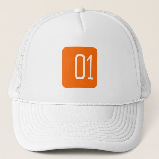 #1 Oranje vierkant Trucker Pet (Voorkant)