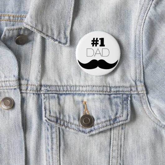 #1 Pap Black Mustache - Nummer 1 Ronde Button 5,7 Cm (In situ)