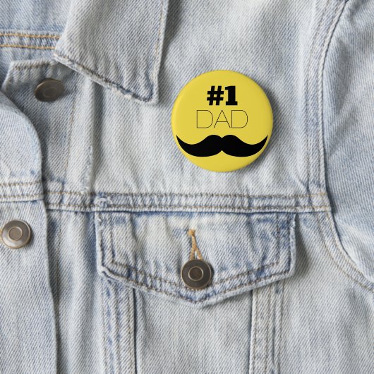 #1 Pap Gele Mustache - Nummer 1 Ronde Button 5,7 Cm (In situ)