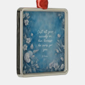 1 Peter 5:7 “Cast All Your Anxiety” Blue Floral Metalen Ornament (Rechts)