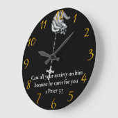 1 Peter 5:7, met kruis Grote Klok (Hoek)