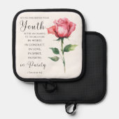 1 Timotheüs 4:12 - Jeugd Bijbel vers Bloem Pannenlap (Voorkant / Achterkant)