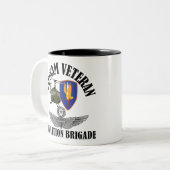 1e Avn Bde Master Aviator Tweekleurige Koffiemok (Voorkant links)