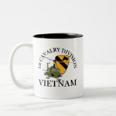 1e Cav Vietnam Vet Tweekleurige Koffiemok (Links)