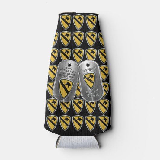 1e Cavaleriedivisie "1e Cavalerie  Labels" Flesjeskoeler (Voorkant)