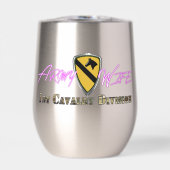 1e Cavalry Division Army Wife (Voorkant)