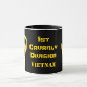 1e Cavalry Division Diamond Bord Coffee Mok (Midden)