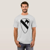 1e Cavalry Large Logo T-Shirt (light) (Voorkant volledig)