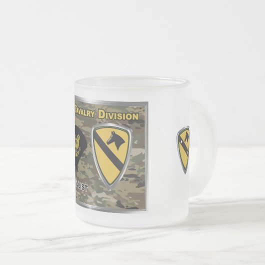 1e divisie Cavalry Specialist Matglas Koffiemok (Voorkant rechts)