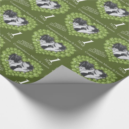 1e huwelijksverjaardag peridot groene foto cadeaupapier (Hoek)