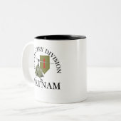 1e ID Vietnam Tweekleurige Koffiemok (Voorkant links)
