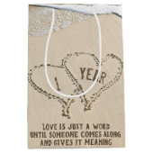 1e Jubileum Beach Hearts Medium Gift Bag Medium Cadeauzakje (Voorkant)