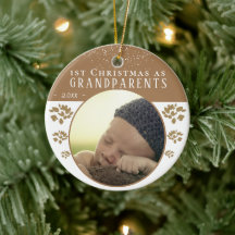 1e kerst als grootouders beige baby foto