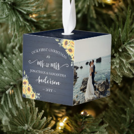 1e Kerstmis als Mr & Mrs Blue Wood Zonnebloemen Decoratie