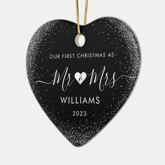 1e Kerstmis Getrouwd Mr. Mrs. Simple Heart Foto Keramisch Ornament (Links)