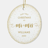 1e Kerstmis Mr en Mrs Gold Glitter Krans Foto Keramisch Ornament (Links)