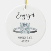 1e Kerstmis Verloofd Verloving Ringtekening Keramisch Ornament (Voorkant)